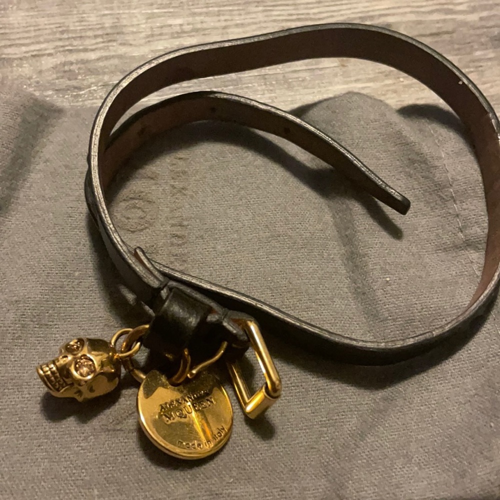 Alexander Mqueen braclet.